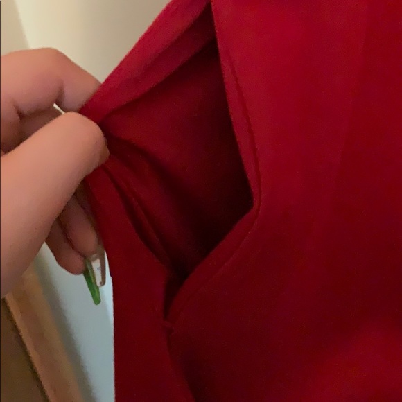 Red dress - Picture 3 of 3